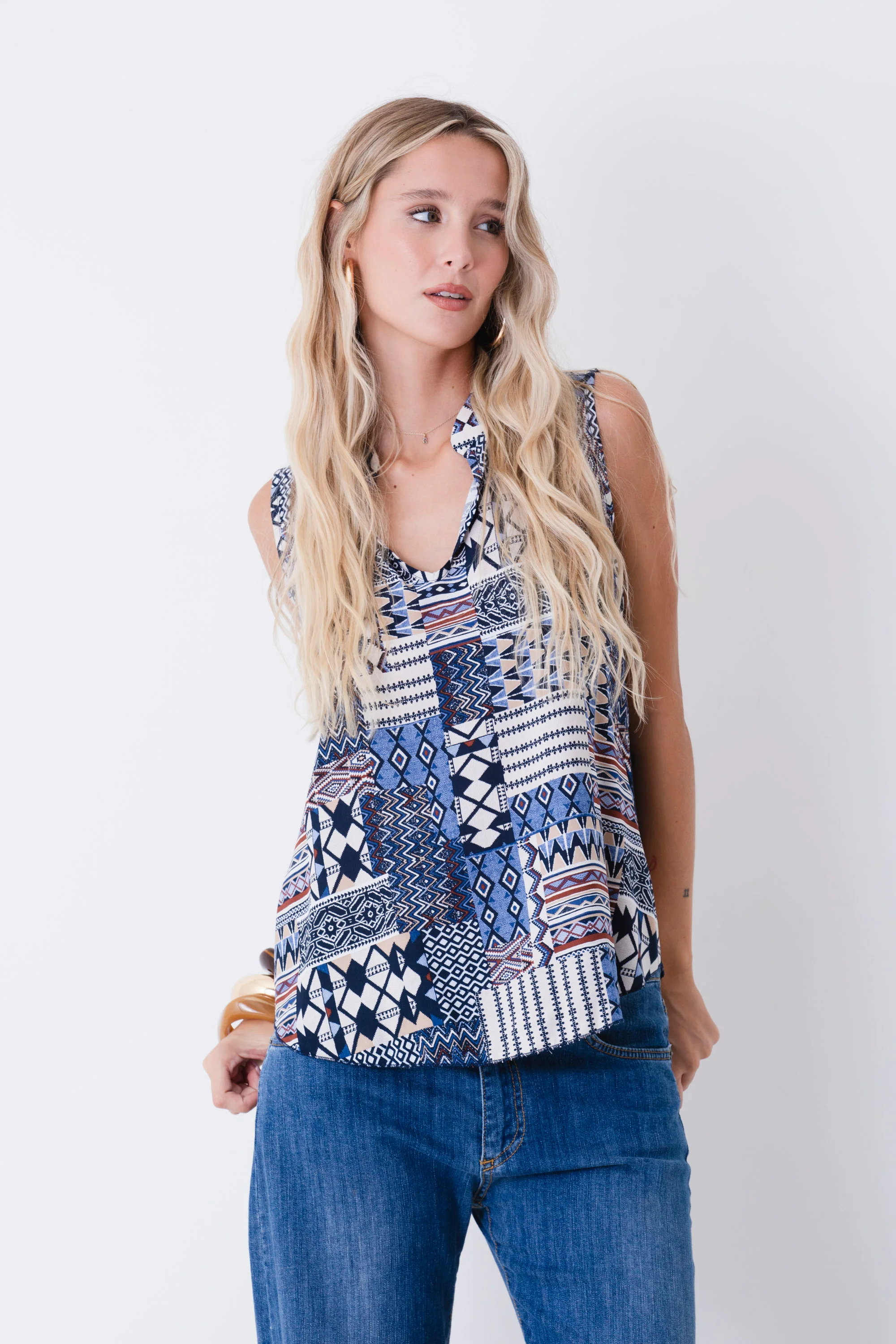 Blusa fantasia etnica in viscosa - PE26