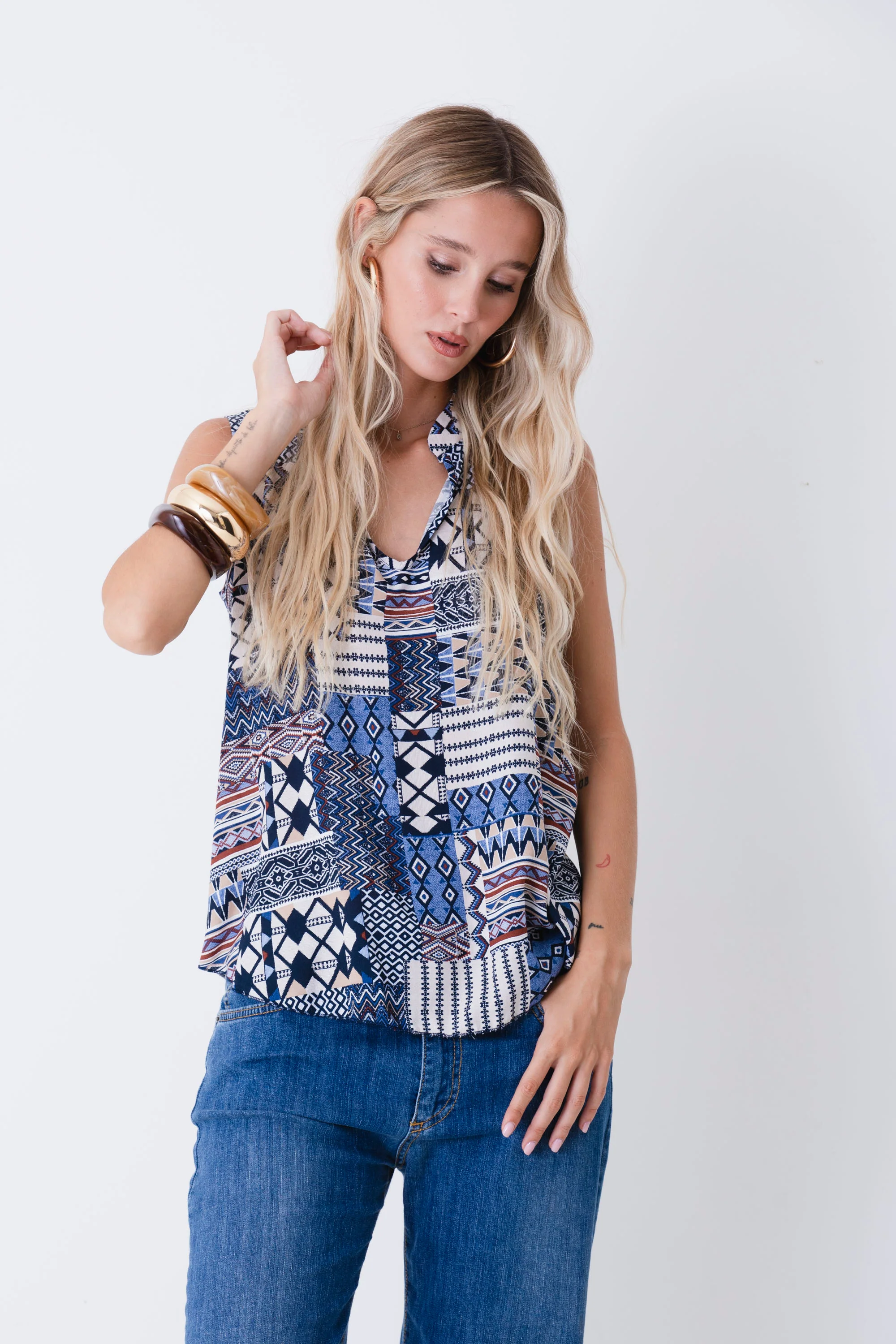 Blusa fantasia etnica in viscosa - PE26 - Image 3