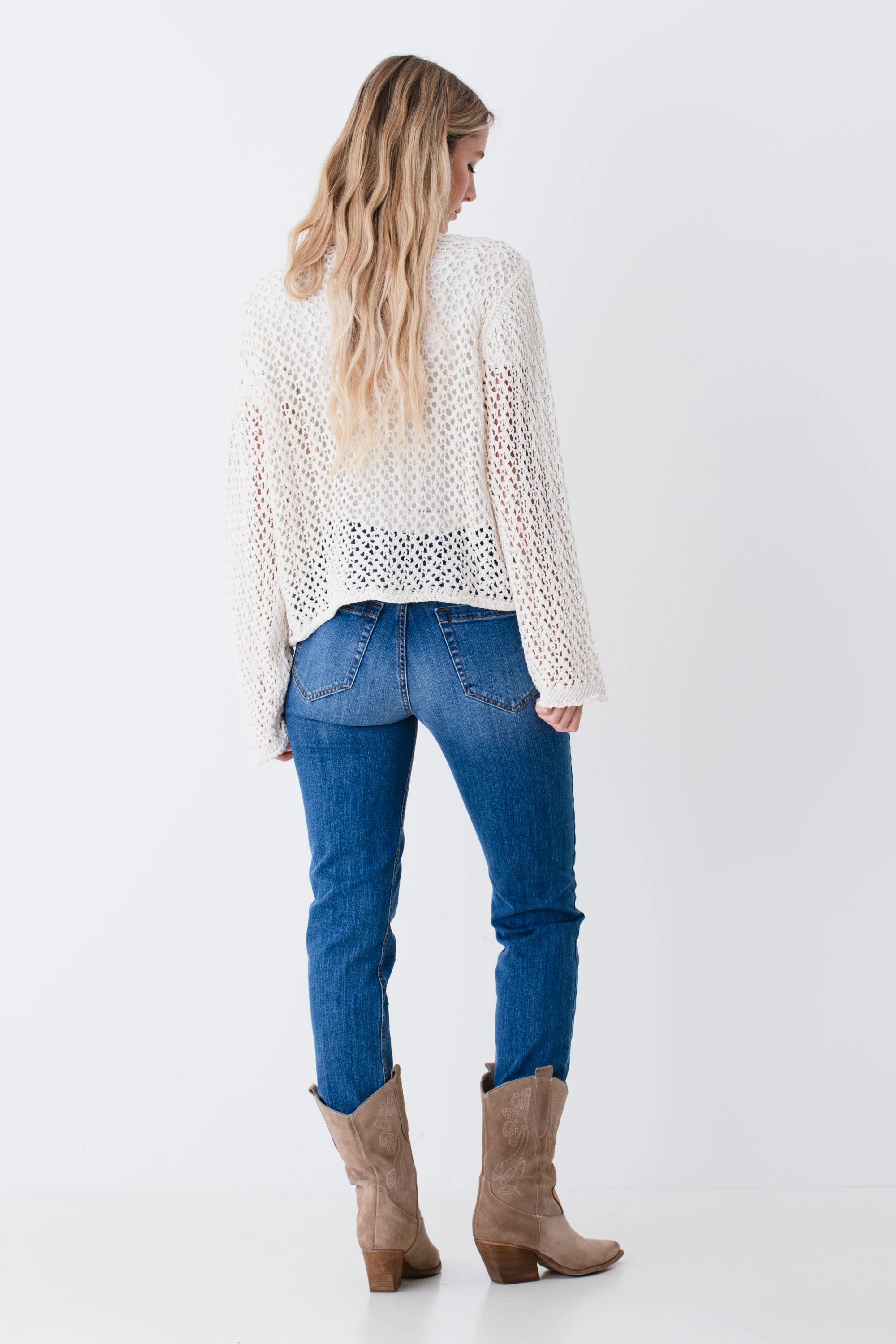 Giacca in maglia crochet con bottoni scultura oro - PE26 - Image 6