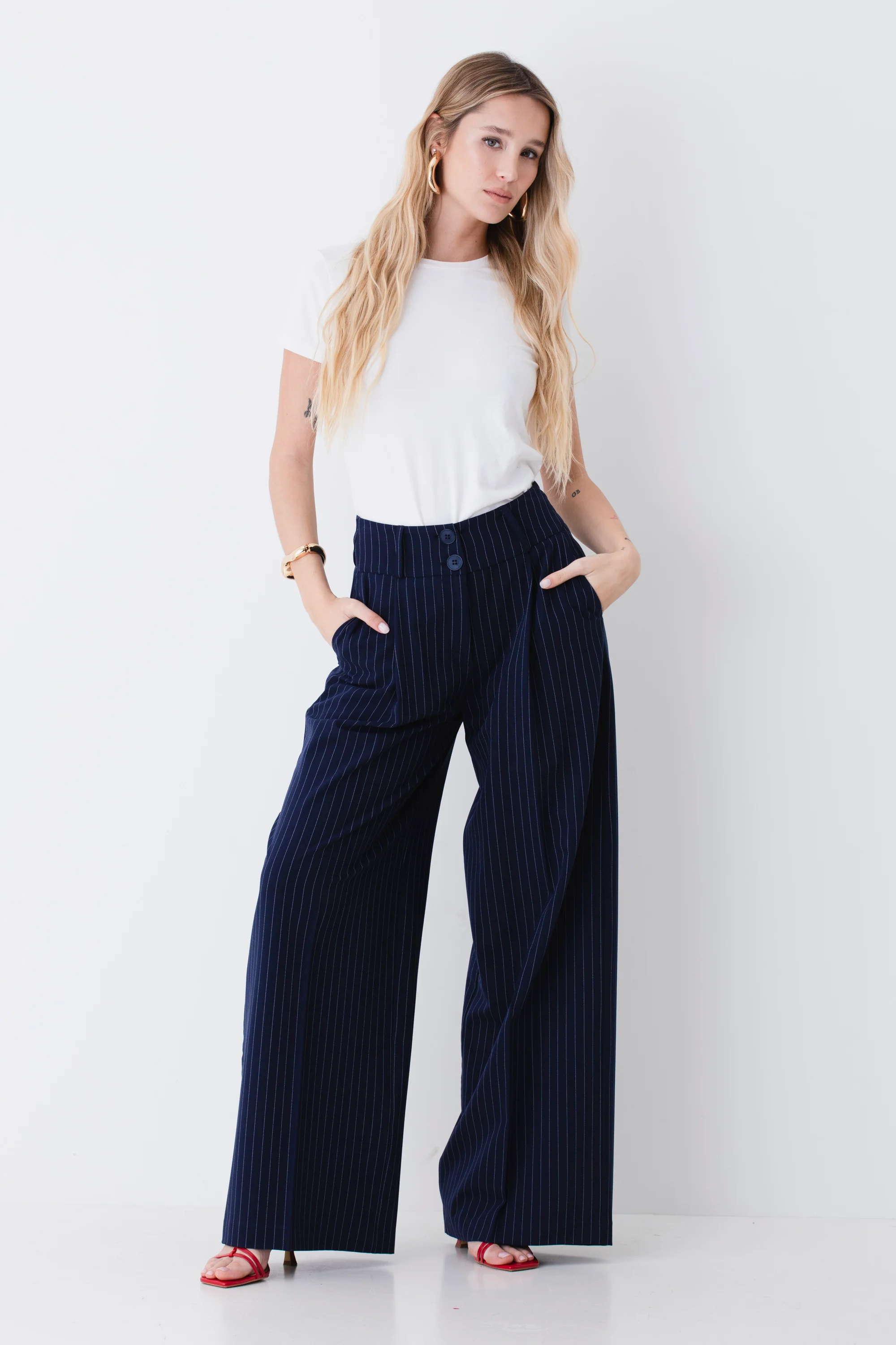 Pantalone ampio palazzo a vita alta in tessuto tecnico gessato - PE26 - Image 2