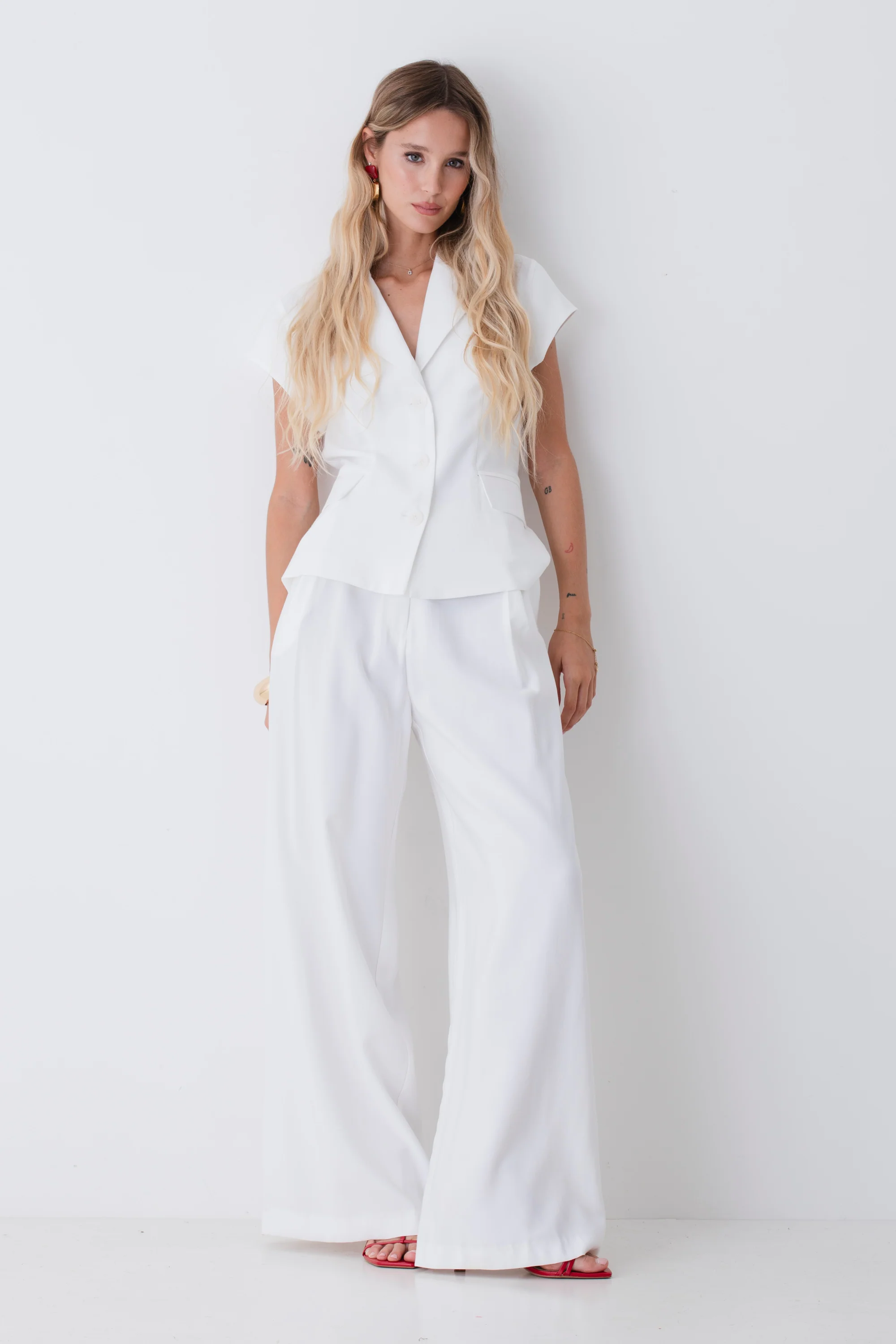 Pantalone palazzo in viscosa con cinta con bottoni applicati - PE26 - Image 3
